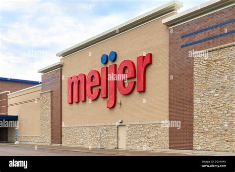 Meijer kenosha - Here's the breakdown on Meijer delivery cost via Instacart in Kenosha, WI: Instacart+ members have $0 delivery fees on every order over $35; and non-members have delivery fees start at $3.99 for same-day orders over $35. Fees vary for one-hour deliveries, club store deliveries, and deliveries under $35. 